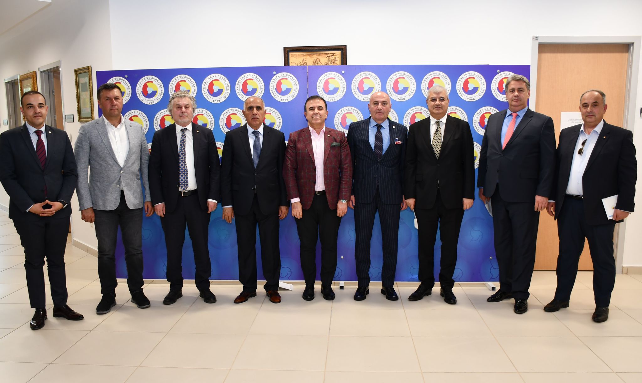TOBB DİLEKLERİNİ İNCELEME KOMİSYON BAŞKANI MUSTAFA KANDEMİR LİDERLİĞİNDE TOPLANTI YAPILDI