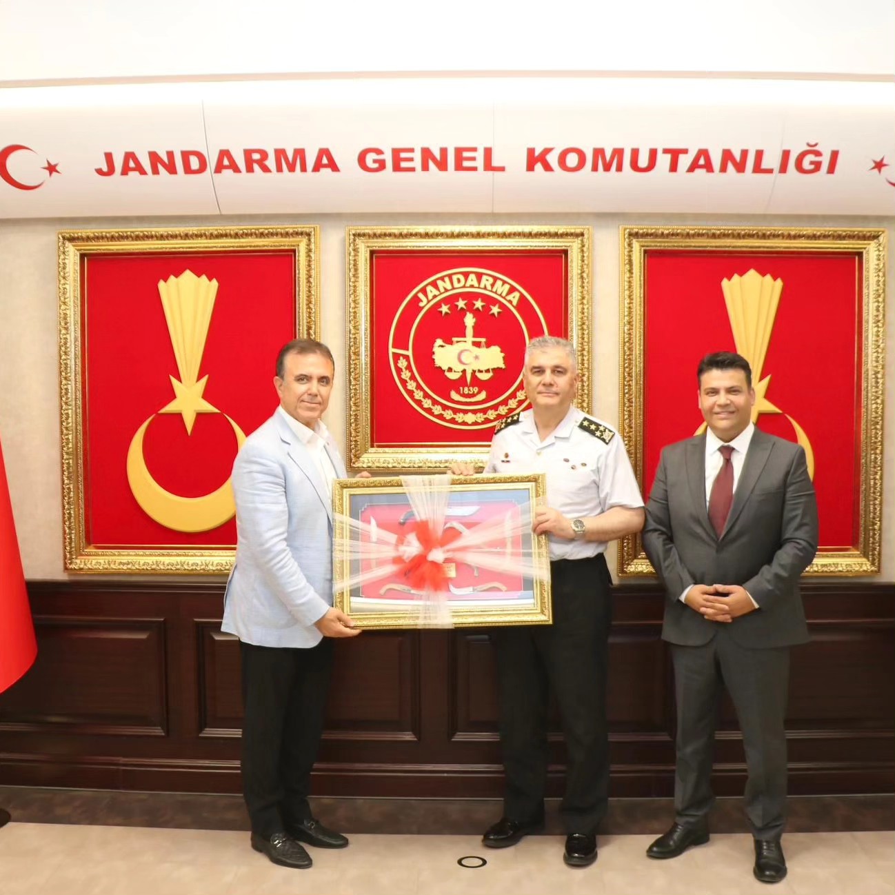 ADANALI HEMŞERİMİZ ALİ ÇARDAKÇI PAŞAMIZ JANDARMA GENEL KUVVET KOMUTANI