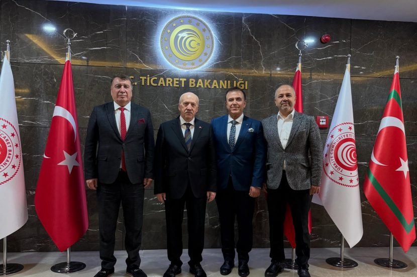 Ticaret Bakan Yardımcımız Sayın Sezai Uçarmak’a, Ticaret Borsası Yönetim Kurulu Üyemiz Sayın Yücel Yılmaz ve önceki dönem Ticaret İl Müdürümüz Sayın Adnan Ekiz ile birlikte nezaket ziyaretinde bulunduk.